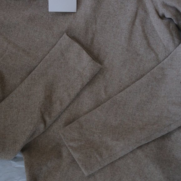 NWT BEIGE TAUPE BROWN FITTED WOOL BLEND TOP. - Picture 7 of 11